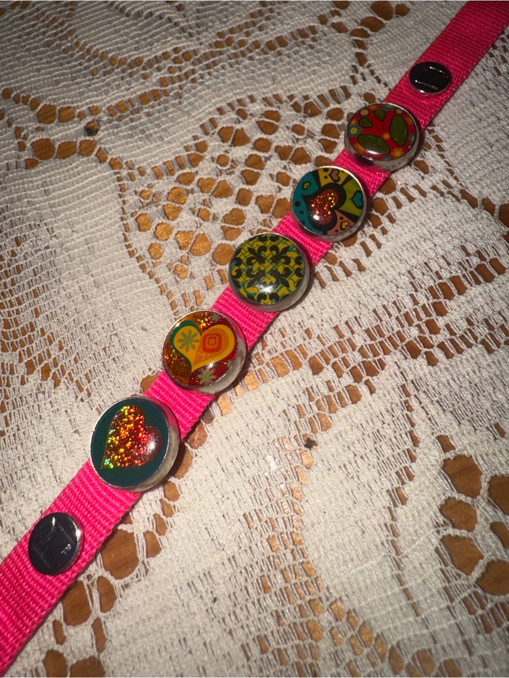 MOGO Pink Magnetic Charm Bracelet with 5 Colorful Charms Y2K Retro